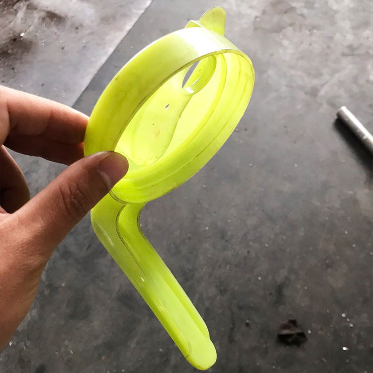 水杯蓋模具及產(chǎn)品