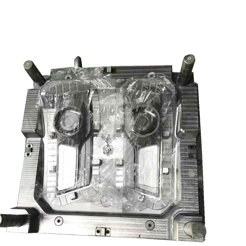 異形模具是如何解決模具表面恒溫問(wèn)題的？